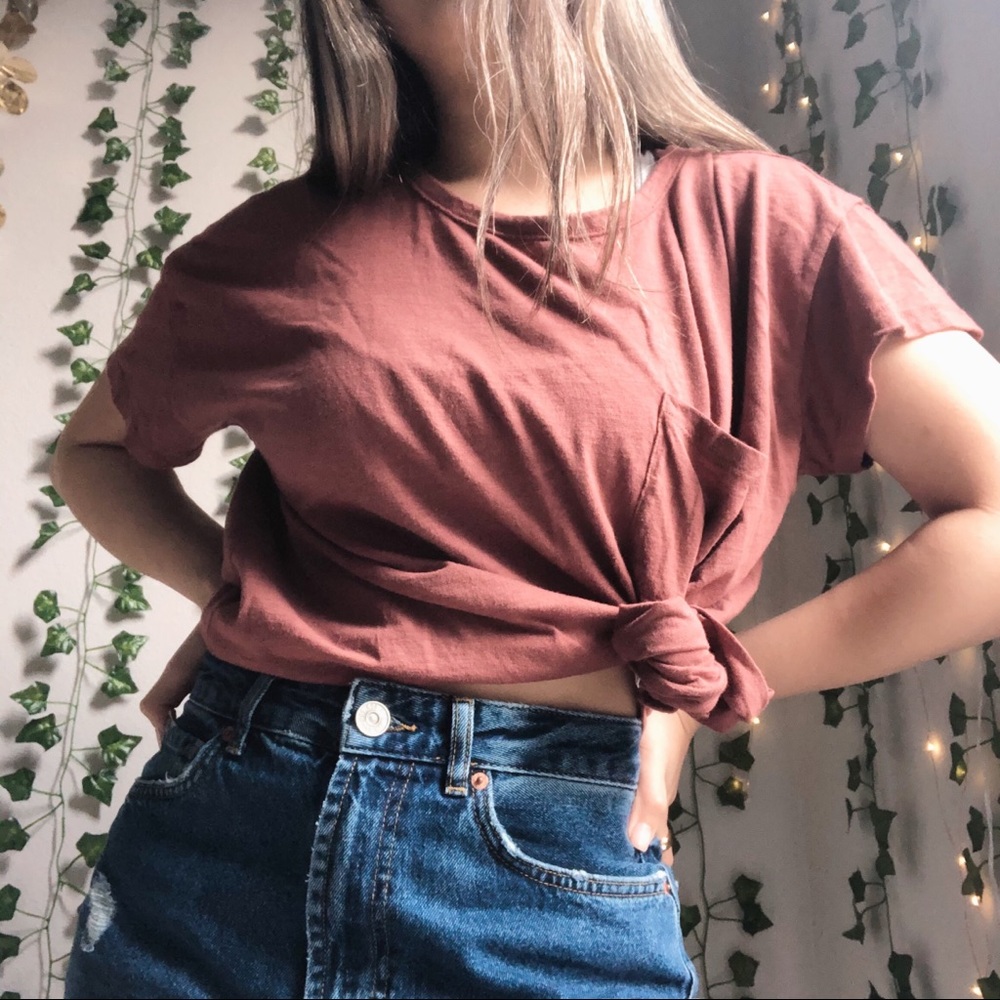 BOYFRIEND TEE - Picture 2 of 2